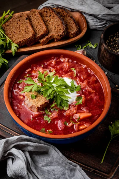 Borscht Sour Cream Earthenware Table Close Dish Traditional Russian Ukrainian — Stock Photo, Image