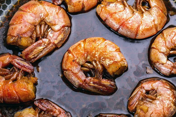 Gamberetti Fritti Una Padella Nella Cucina Casa Cibo Alla Griglia — Foto Stock