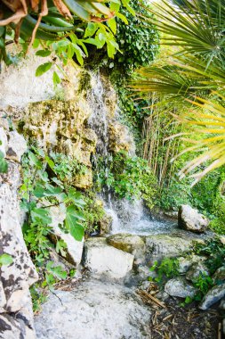 akarsu ve dağlarda su kaynakları