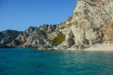 Benzersiz ve muhteşem İtalyan uçurumları nadir görülür.