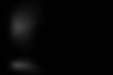 Soyut lüks bulanık koyu gri ve siyah gradyan. Ürünlerinizi sergilemek için arka plan stüdyo duvarı olarak kullanılır..