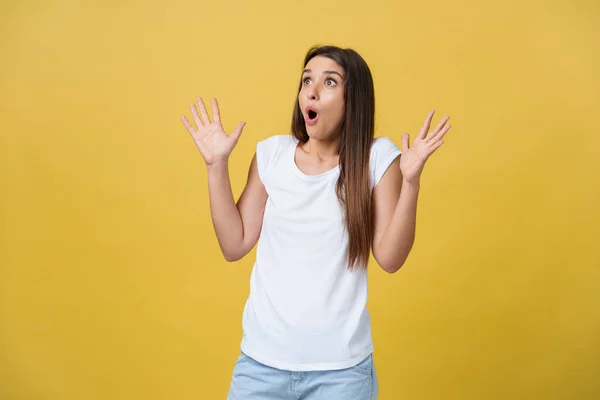 Beautiful Female Half Length Portrait Isolated Yellow Studio Backgroud Young — Stock Photo, Image