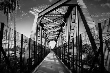 Whittier Köprüsü Monochrom görünümü