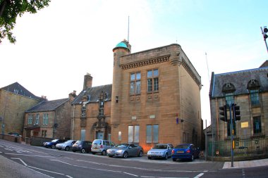 Renfrew 'deki terk edilmiş polis karakolu.