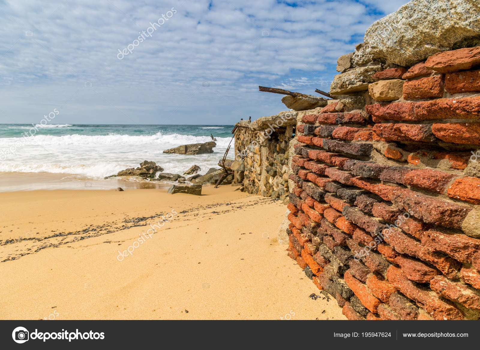 Rovine Abbandonate Sulla Spiaggia Piscinas Ingurtosu Arbus
