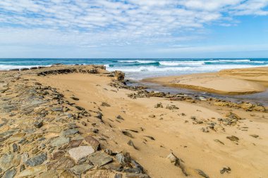 Terk edilmiş kalıntıları üzerinde Piscinas beach, Ingurtosu Arbus, İtalya. Sardunya Cagliari eyaletinin