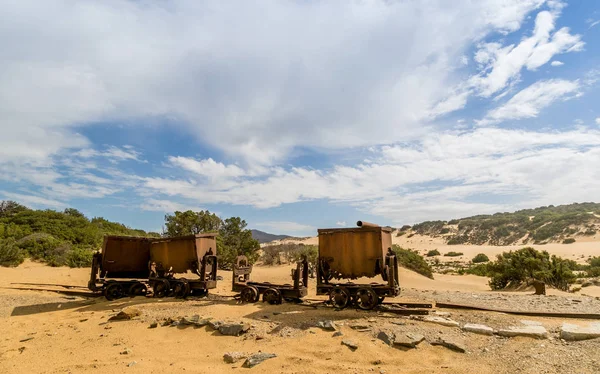 Oude Roestige Mijne Karren Open Lucht Het Zand Sardinië Ingortosu Stockfoto