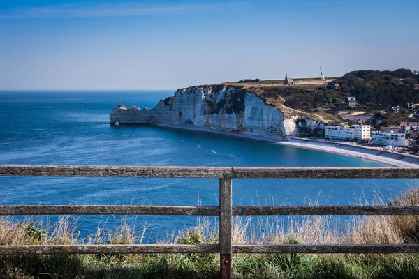 Falaise dEtretat, Normandiya, Fransa. Etretat Kayalıkları