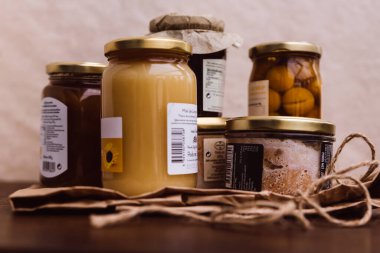 Kavanozlar ve yerel ürünler, gurme ürünleri