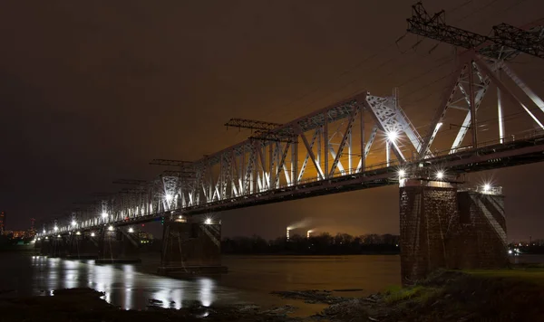 The bridge in the Night Novosibirsk. — Stock Image Bridge Night Novosibirsk Royalty Free Stock Images