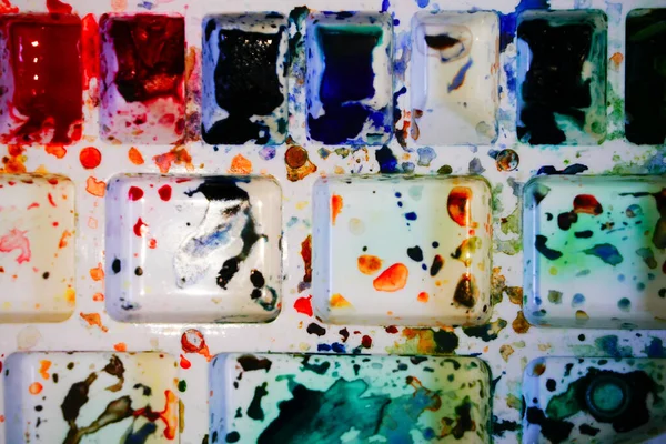 Vista Dall Alto Della Tavolozza Degli Acquerelli Colori Vibranti Utilizzati — Foto Stock
