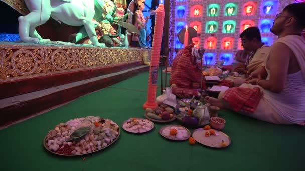 Howrah Západní Bengálsko Indie Října 2019 Hinduističtí Bengálští Kněží Skandují — Stock video