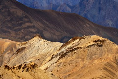 Dağlar, ladakh manzarası Leh, Jammu Kashmir, Hindistan. Ay Ülkesi, Ay 'ın bir parçası gibi görünen kaya oluşumu ve dokusuyla ünlüdür..