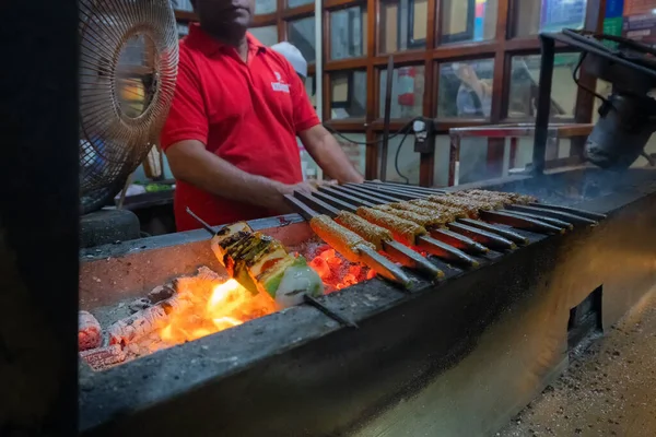 Delhi Uttarpradesh India October 28Th 2018 Spicy Chicken Seekh Kababs — Stock Photo, Image