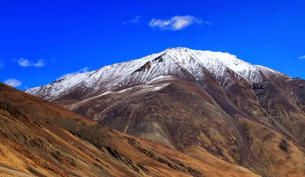 Paisagem Rochosa Com Picos Gelo Fundo Ladakh Jammu Caxemira Índia — Fotografia de Stock