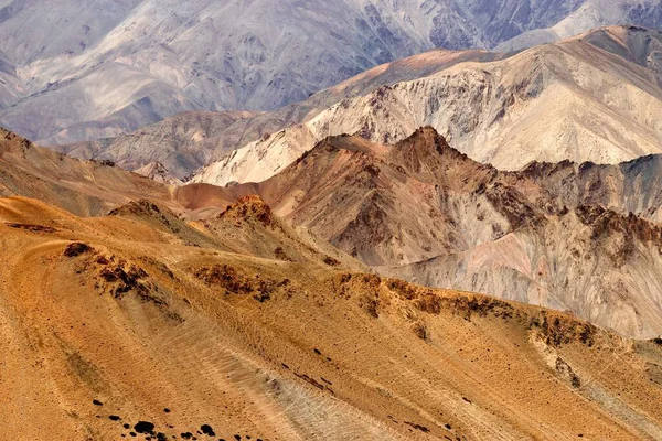 Piedras Piedras Colores Marrones Formación Aspecto Pintura Montañas Paisaje Ladakh —  Fotos de Stock