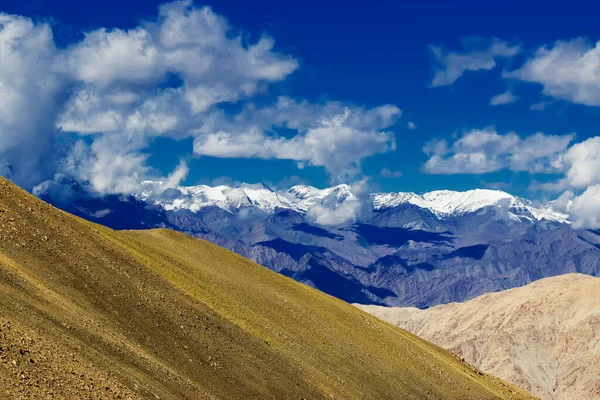 Vista Aérea Picos Neve Leh Ladakh Paisagem Luz Sombra Jammu — Fotografia de Stock