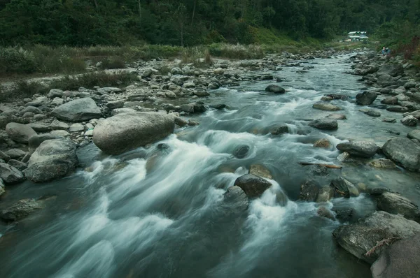 Hermosa Agua Del Río Reshi Que Fluye Amanecer Sikkim India — Foto de Stock