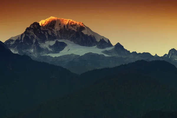 Hermosa Primera Luz Desde Amanecer Monte Kanchenjugha Cordillera Del Himalaya —  Fotos de Stock