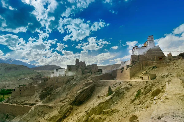 Ruínas Mosteiro Basgo Rodeado Pedras Rochas Leh Ladakh Com Céu — Fotografia de Stock