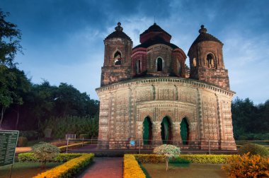 Shyamroy Tapınağı, Bishnupur, Hindistan - terracotta (fırınlanmış kil) - dünyaca ünlü turistik bölge.