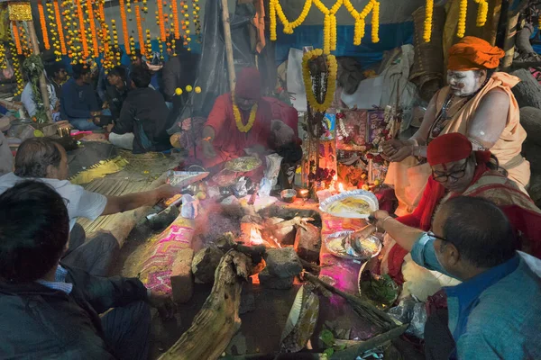 Babughat Kolkata West Bengal Índia Janeiro 2018 Encontro Hindus Indianos — Fotografia de Stock