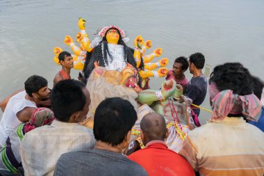 KOLKATA, Batı BENGAL, INDIA - 30 Eylül 2017: Tanrıça Durga 'nın putu 