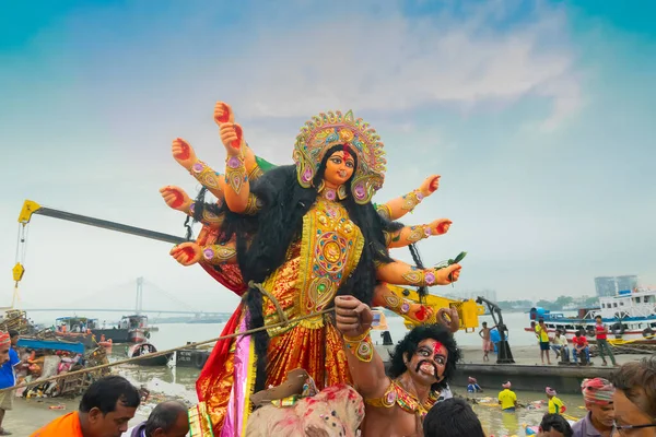 Kolkata Länsi Bengal Intia Syyskuuta 2017 Idol Goddess Durga Upotetaan — kuvapankkivalokuva