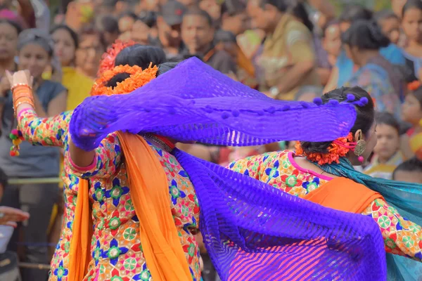 Kolkata India Března 2017 Dívčí Tanečnice Oblečené Sárí Tradiční Indické — Stock fotografie