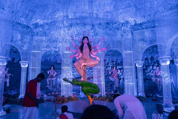 Kolkata Índia Setembro 2017 Deusa Durga Ídolo Dentro Decorado Durga — Fotografia de Stock