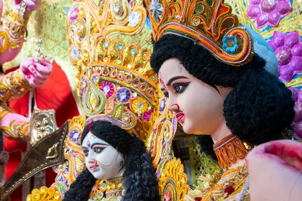 Kolkata Indien Oktober 2018 Dekorerad Idol Gud Kartik Och Gudinnan — Stockfoto