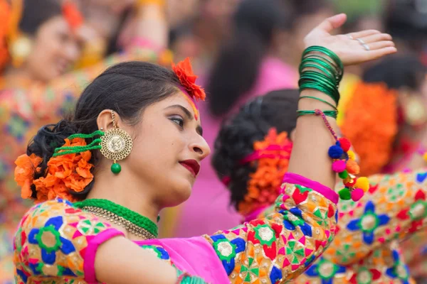 Kolkata India March 2017 Portrait Girl Dancer Dressed Sari Traditional — Stock Photo, Image