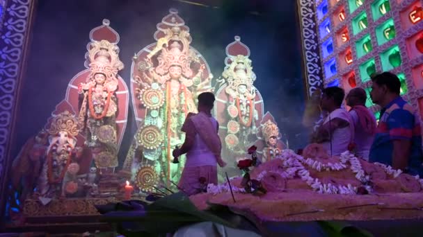Howrah Západní Bengálsko Indie Října 2019 Hinduistická Purohit Uctívání Bohyně — Stock video