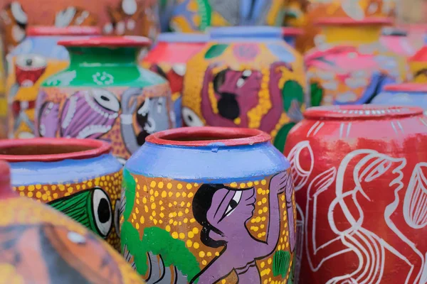 Potes Terracota Coloridos Brilhantes Obras Artesanato Exposição Durante Feira Artesanato — Fotografia de Stock