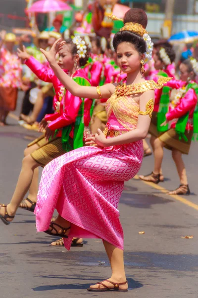 Det Udom Ουμπον Ρατσαθανι Ταϋλάνδη Απριλίου 2015 Όμορφη Παρέλαση Και — Φωτογραφία Αρχείου