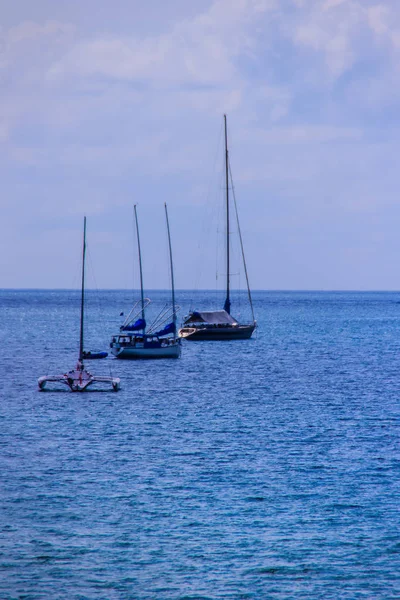 Hermosa Vista Del Paisaje Marino Nai Harn Beach Phuket Con —  Fotos de Stock