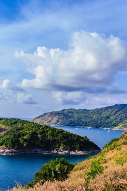 Güzel manzara ve deniz manzarası sayısı Laem Promthep veya Promthep cape, en popüler gün batımı bakış ve landmark Phuket, Tayland.