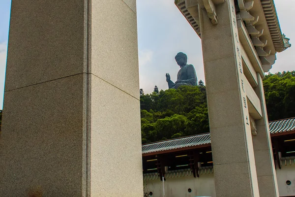 Tele Zoom View Giant Tian Tan Buddha Statue Peak Mountain — Stock Photo, Image