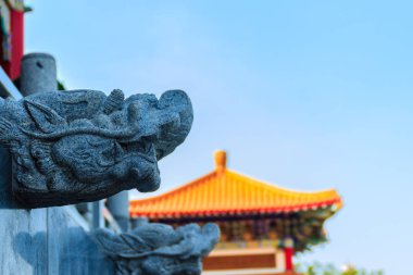 Wat Leng Noei Yi Çin Tapınak, Tayland önünde güzel bir Çinli ejderha bibcock taş