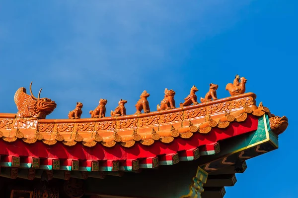 Beautiful Chinese Temple Roof Detail Colorful Architectural Work Wat Leng — Stock Photo, Image