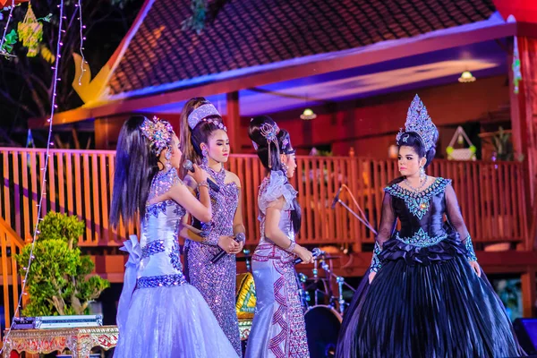 Bangkok Tayland Ocak 2017 Gösterişli Kostümleri Likay Popüler Müzik Halk — Stok fotoğraf