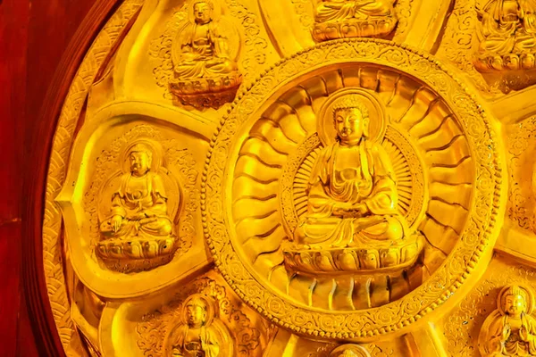 Красиві Рядки Золотої Статуї Будди Будда Серії Walat Wat Ленг — стокове фото