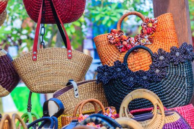 Kurutulmuş su sümbül Bayan çanta Bangkok, Tayland için yürüyüş sokak piyasada Satılık Beautiful dokunan.