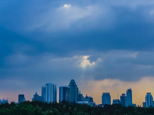 Schöne Wolken Über Bangkok City Exotische Skyline Stadt Sommer Bunt — Stockfoto