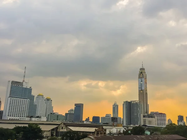 Piękne Chmury Nad Bangkoku Egzotyczne Panoramę Miasta Lato Kolorowe Błękitne — Zdjęcie stockowe