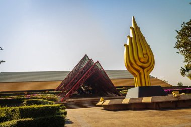 Bangkok, Tayland - 20 Şubat 2017: Güzel mimarisi, Kraliçe Sirikit Ulusal Kongre Merkezi, ana kongre merkezi ve Bangkok, Tayland yer sergi salonu.