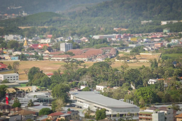 从考朗的角度看普吉岛城市美丽的风景 泰国普吉岛的小山 — 图库照片