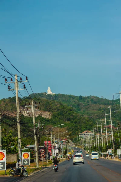 Phuket Tailândia Fevereiro 2017 Grande Imagem Buda Topo Montanha Vista — Fotografia de Stock