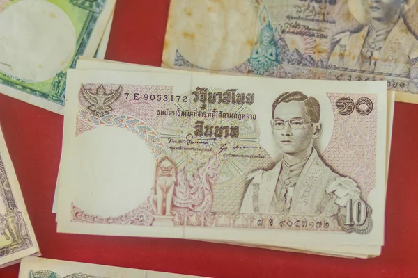 Vintage Thai King Bhumibol Adulyadej Billetes Billetes Monedas Baht Tailandés — Foto de Stock