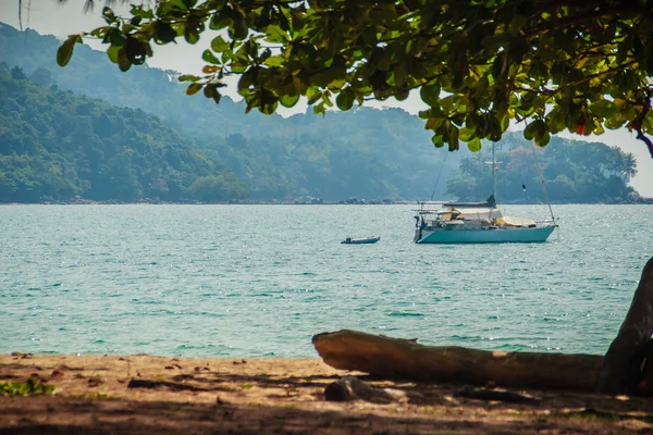 Hermosa Vista Los Barcos Pescadores Amarrados Playa Del Pueblo Pescadores — Foto de Stock